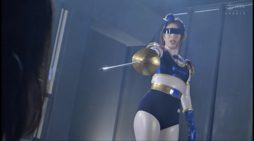 正義の仮面淑女☆スーパーブルーブルマ